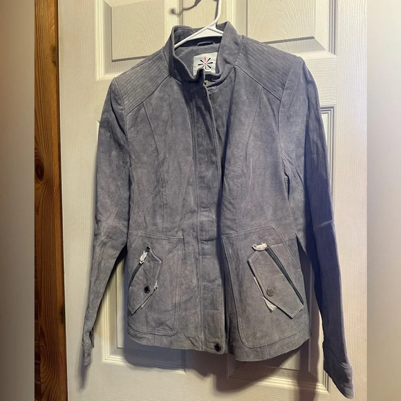 Isaac Mizrahi NWOT 100% suede blue/gray silver hardware flight jacket 21” p2p - Picture 7 of 15